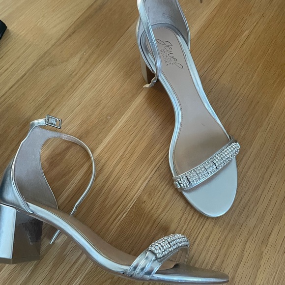 Badgley Mischka open toe block Jewel Sandal SZ 8.5 EUC - Picture 7 of 8